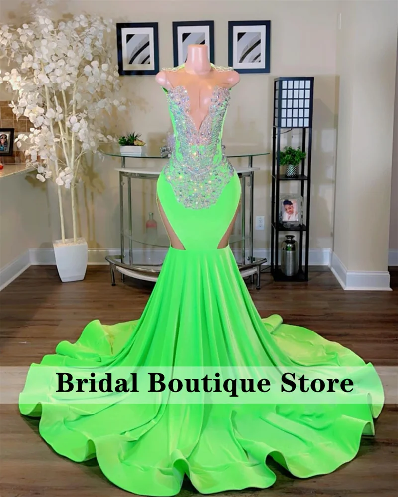 New Arrival 2024 Long Green Prom Dress 2024 Beads Crystals