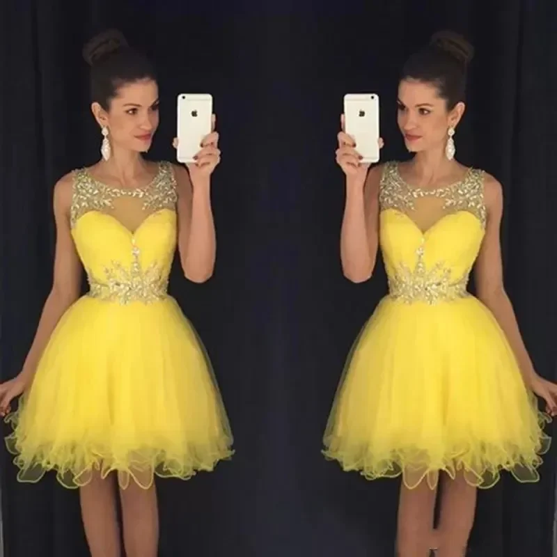 Yellow Scoops Neck Short Homecoming Dresses Sparkly Crystal Beading Tulle Graduation Formal Birthday Party Gowns 1