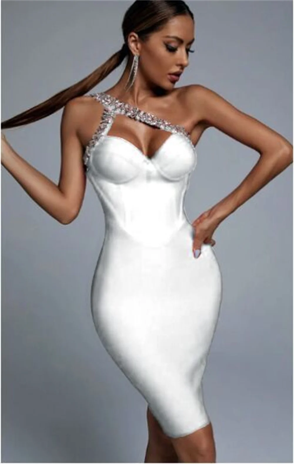 2024 Diamond-Inlaid Mini Sexy Slant Shoulder Backless Evening Dress Party Prom Single Shoulder White Black Vestidos De Fiesta 1