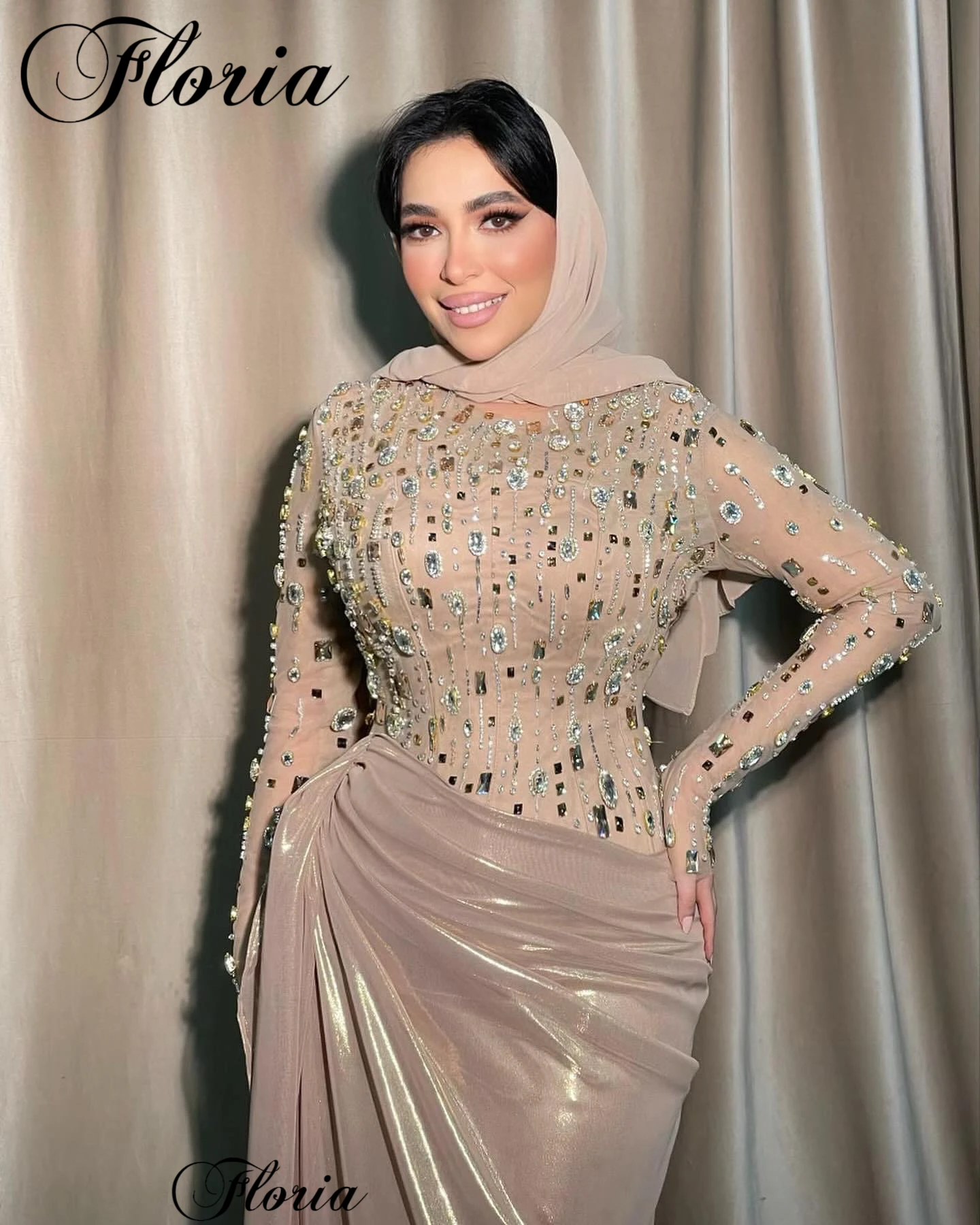 Middle East Muslim Celebrity Dresses With Crystals Long Sleeves Formal Occasion Dresses Plus Size Vestidos De Noche Evening Gown 1