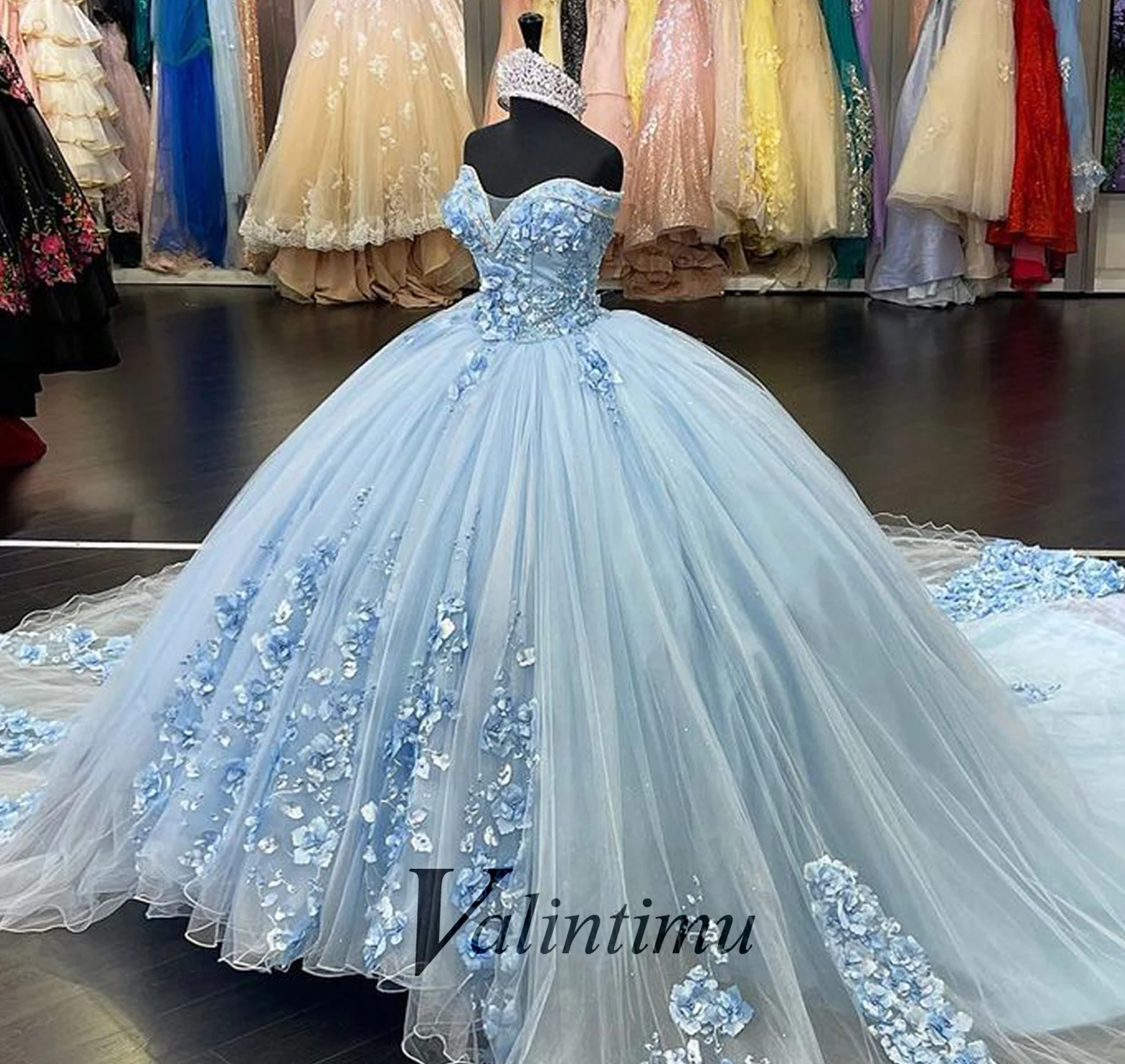 Valintimu Fashionable Strapless Quinceanera Dress Lace Appliques Lace up Sleeveless Court Train Quinceanera Party Personalised 1